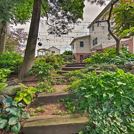 Charming Apartment With Yard And Beautiful Gardens! Manheim Exterior photo